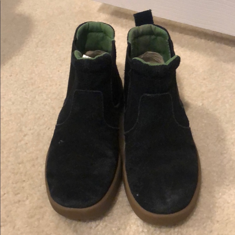 UGG little boy suede boots